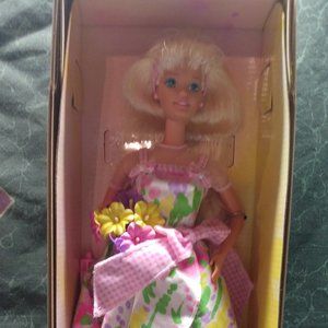 Spring Petals Barbie and Princess Barbie And French Barbie